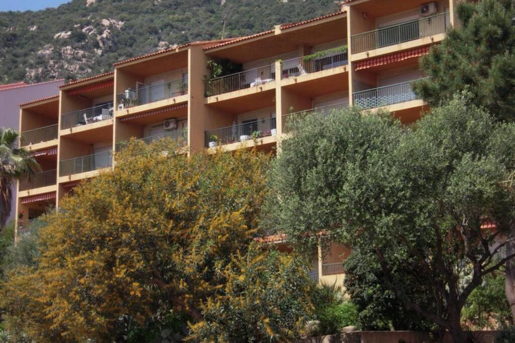 One-Bedroom Apartment,1044212671:JPEG