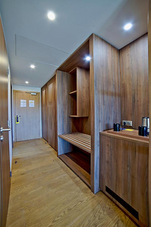 Chambre Lit King-Size Supérieure - Vue sur Mer