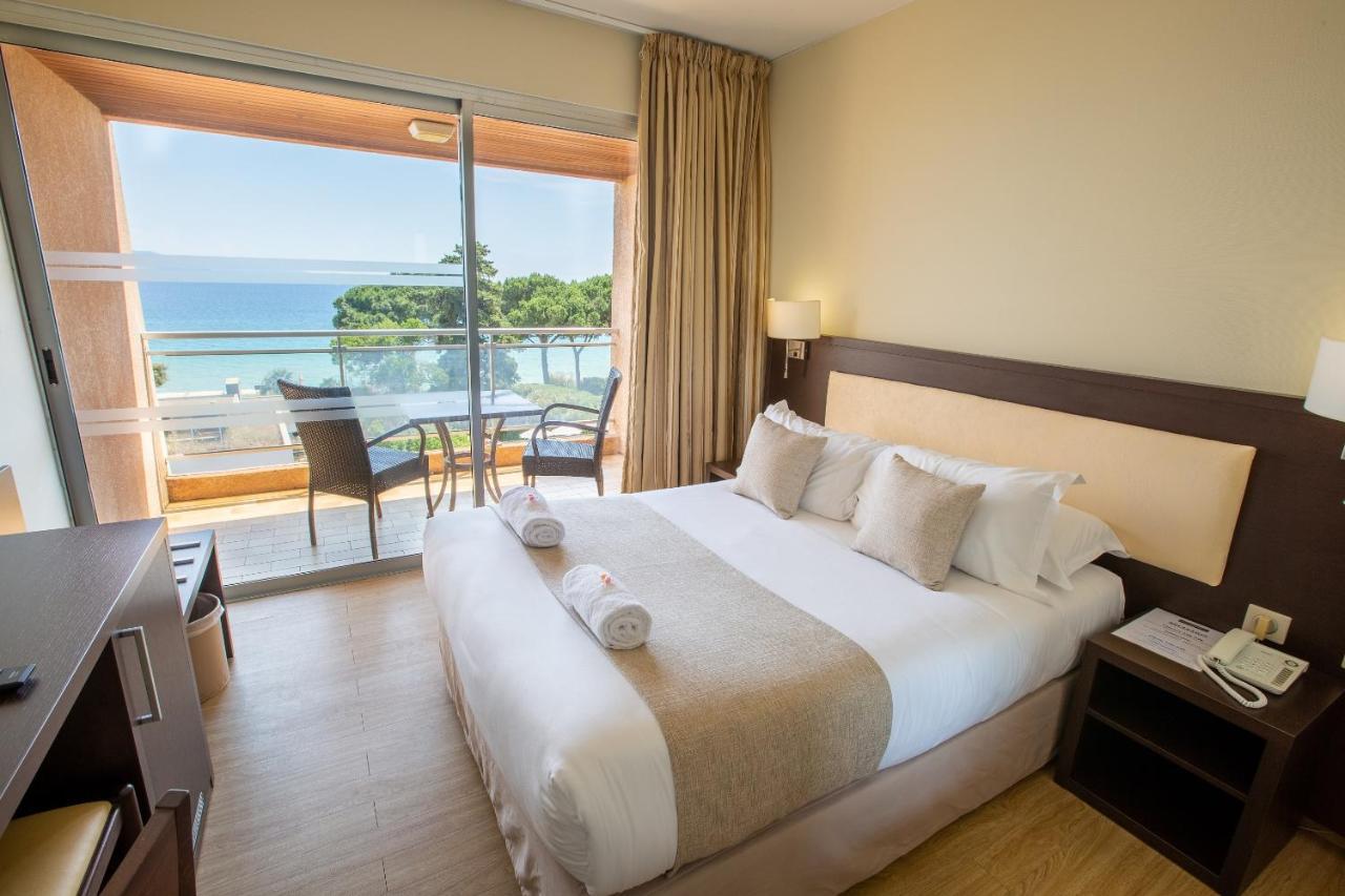 Small Standard Double Room Sea View with Balcony (13m²)