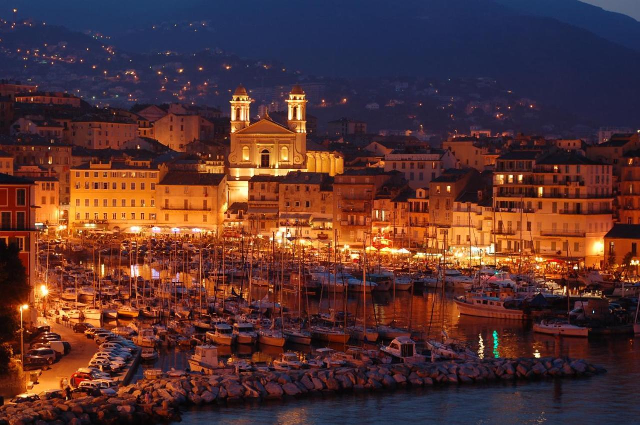 One-Bedroom Apartment,1205832325:JPEG