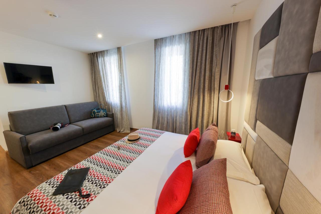 Chambre Quadruple - Accessible aux Personnes à Mobilité Réduite