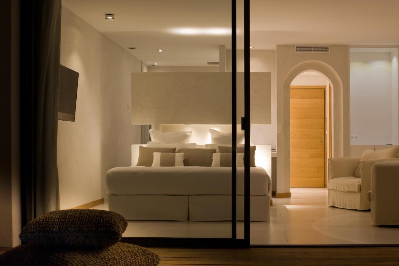 Prestige Suite 42 m² with Private Pool and Sea view