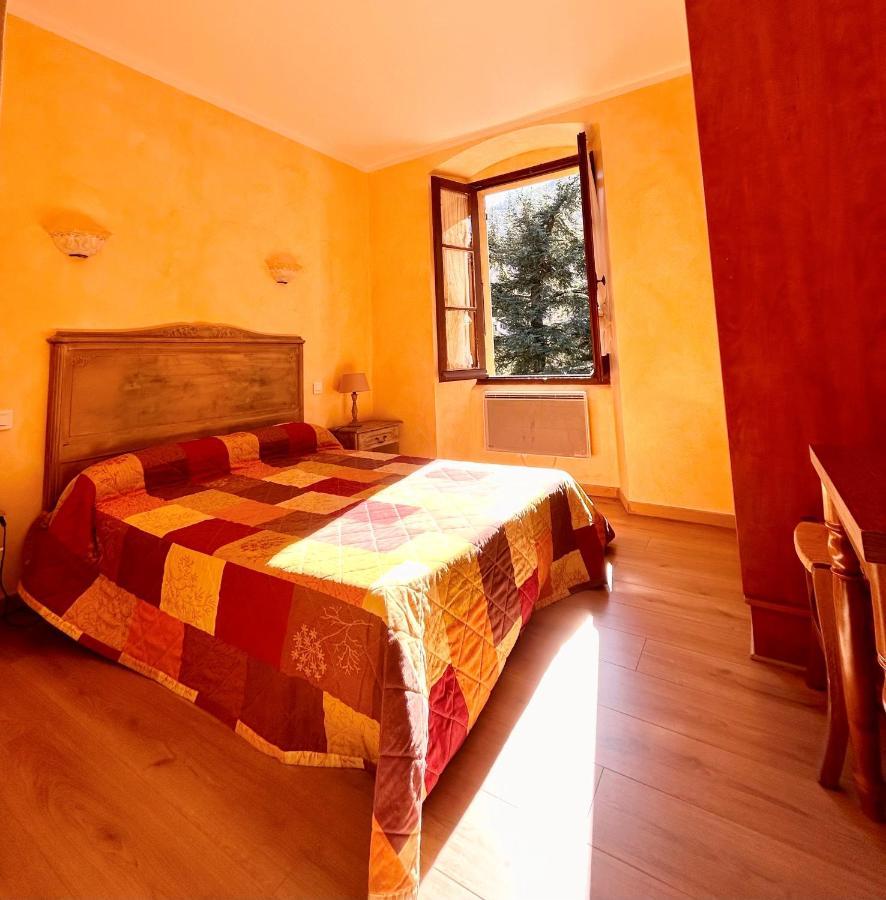 Double Room,1357698068:JPEG