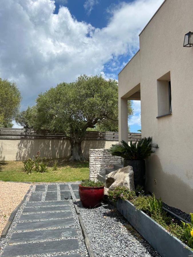 Villa,1411380392:JPEG