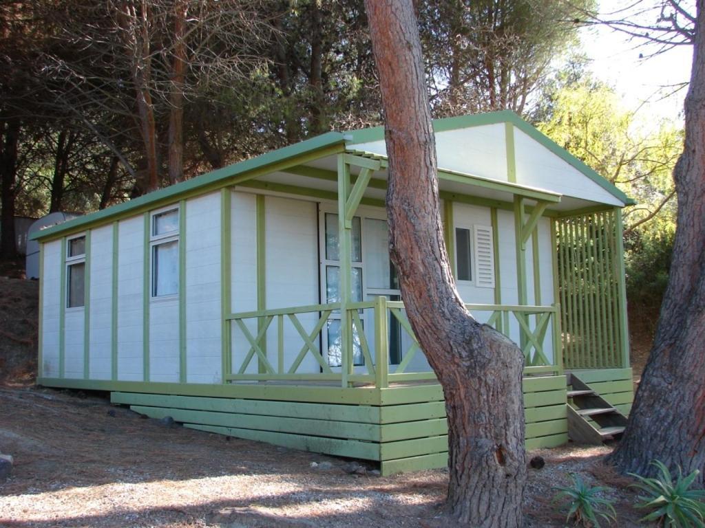 Cottage (4-5 Adults),15377137:JPEG