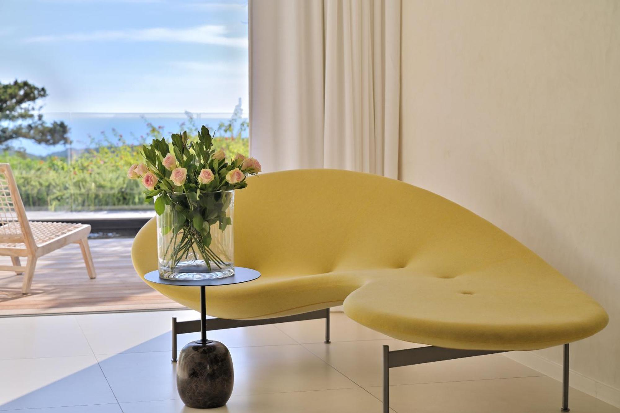 Suite Signature 60m² with Private Pool and Sea View