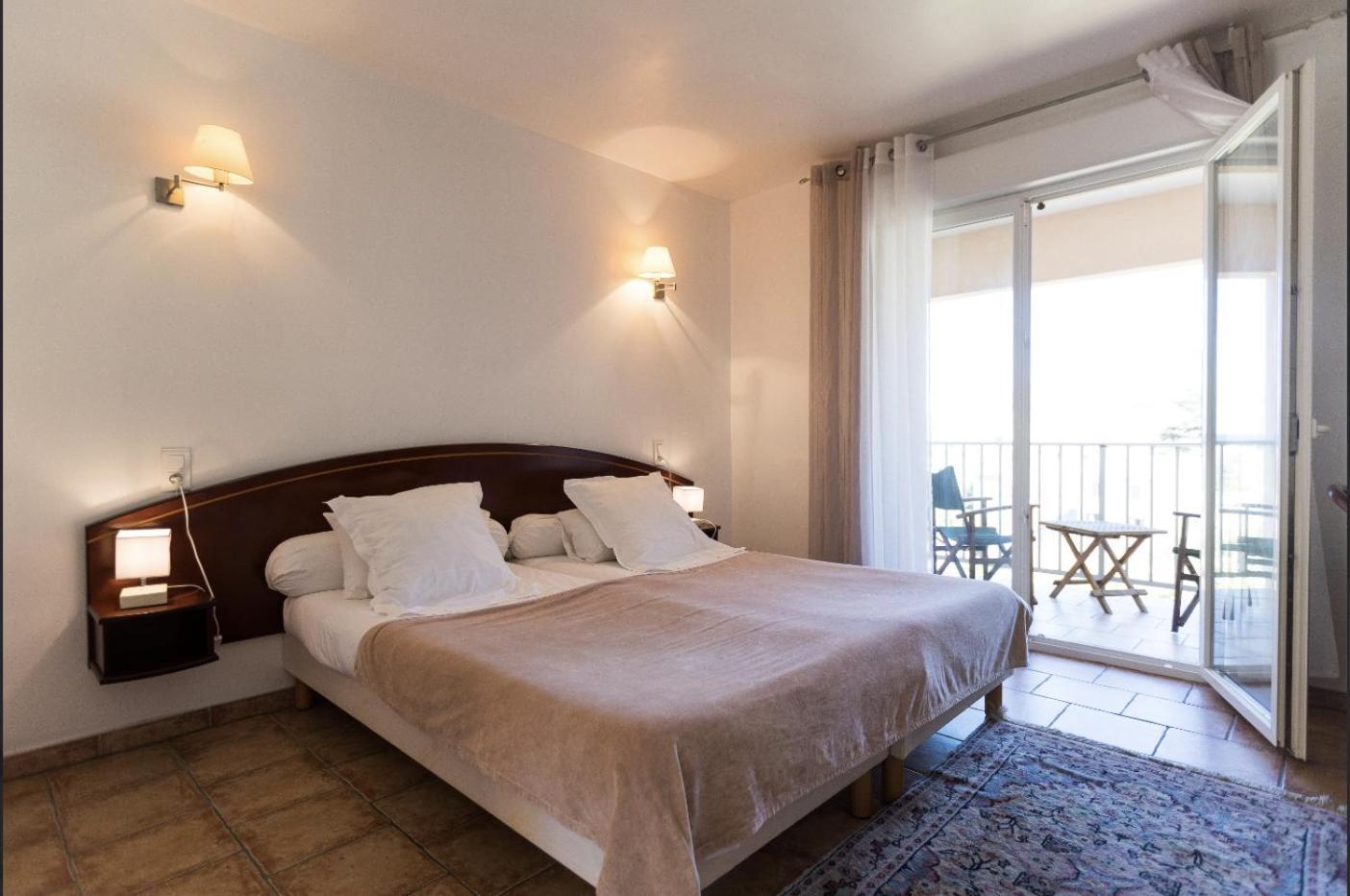 Chambre Double ou Lits Jumeaux - Vue sur Mer