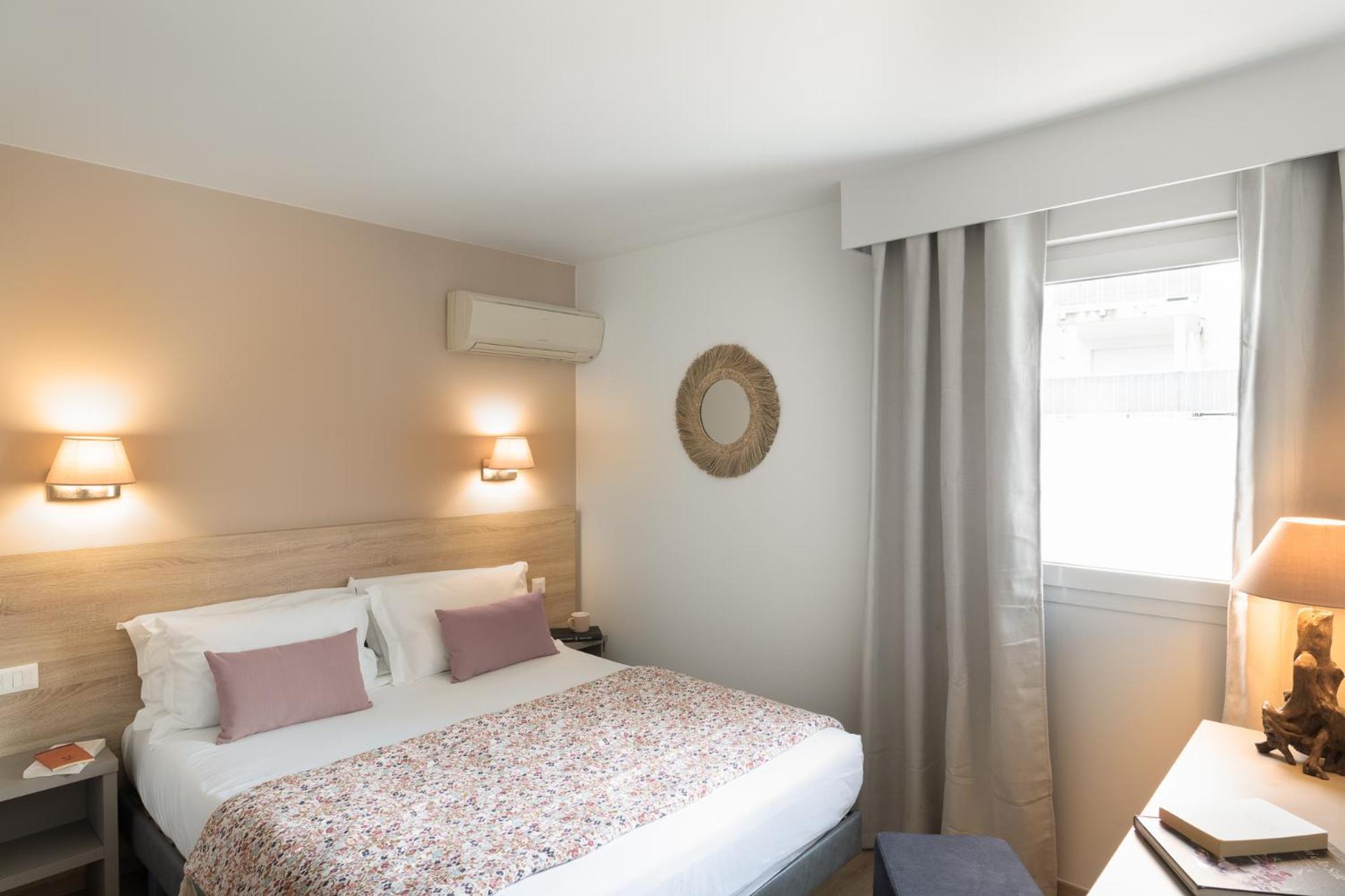Classic Double Room,1591484518:JPEG