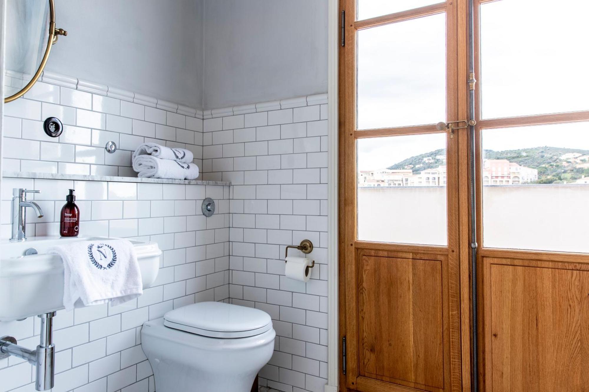 Suite avec Terrasse et Vue sur la Mer