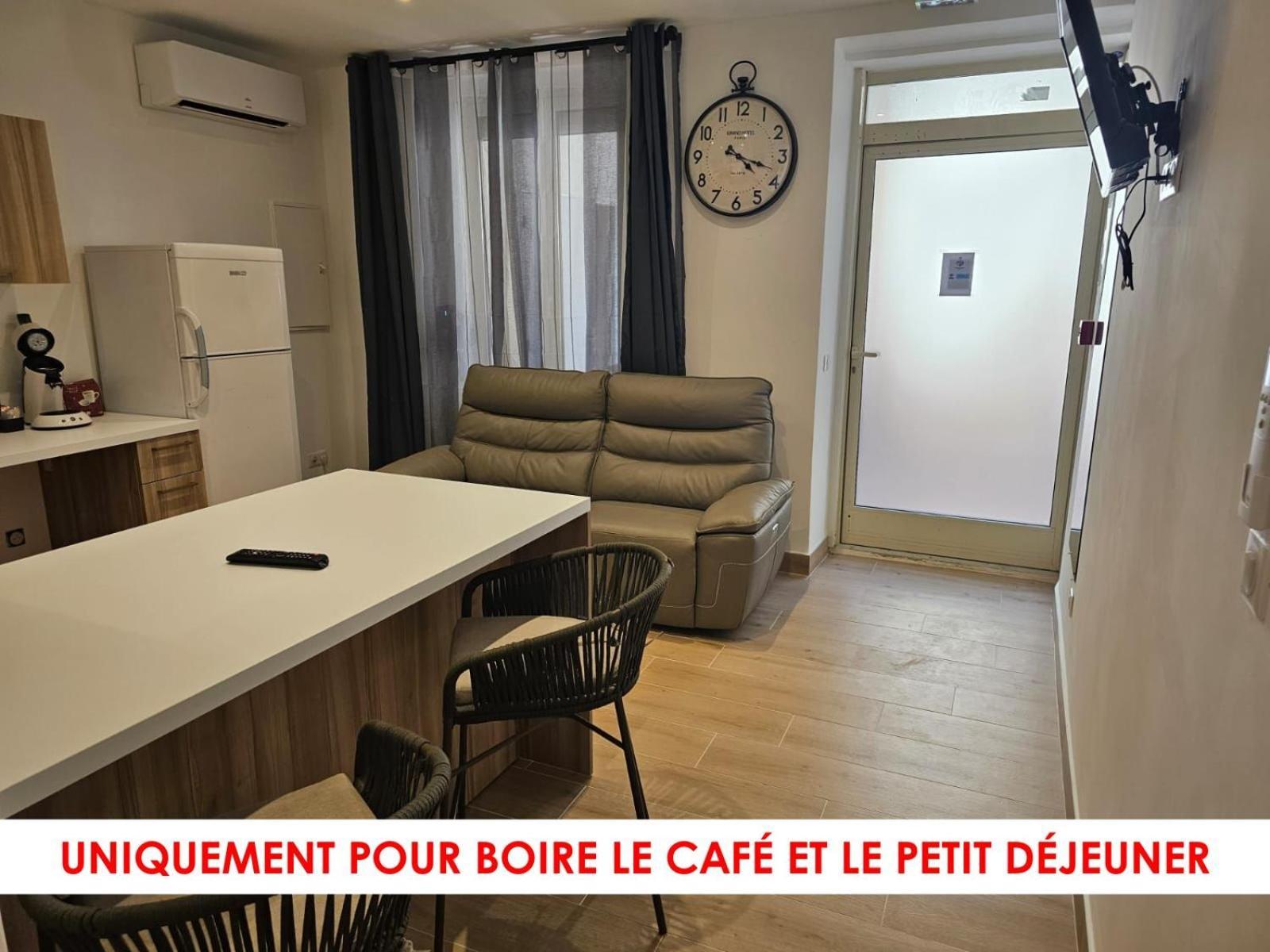 102 CHAMBRE PRIVEE SDB WC EN COMMUNS 2 AV CHARLES DE GAULLE