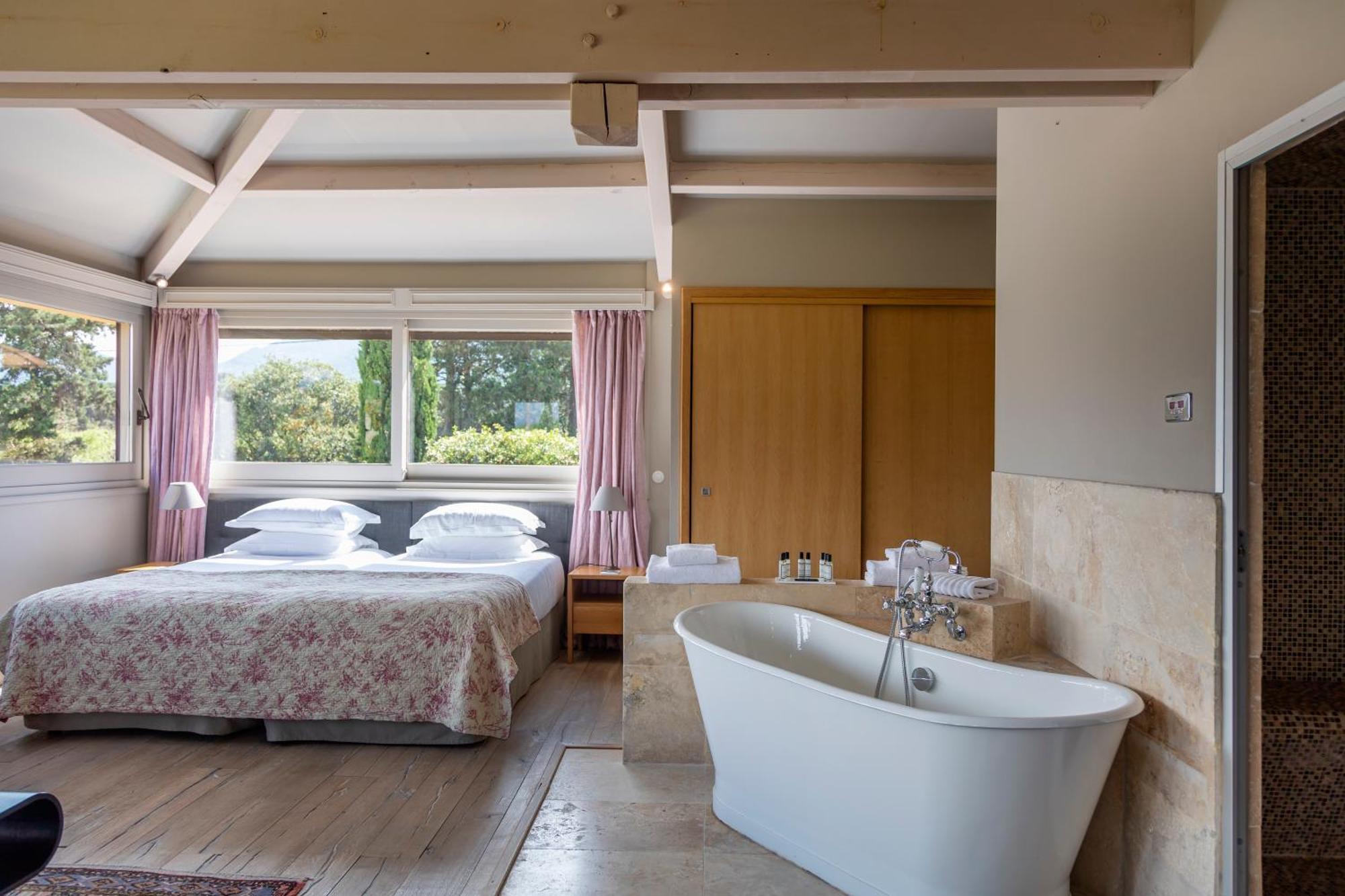 Villa Deluxe