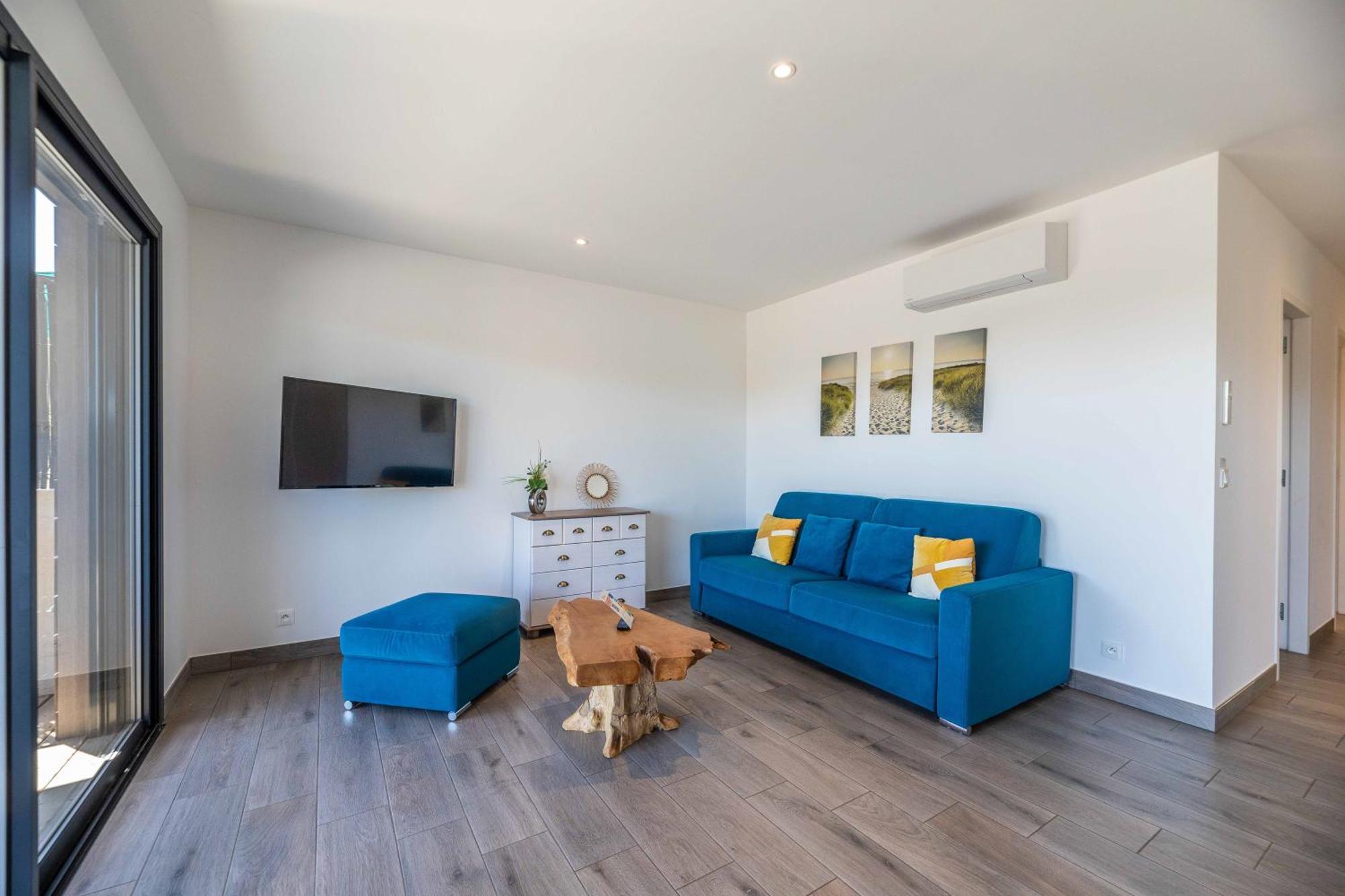 Appartement 2 Chambres avec Climatisation et Terrasse (6 Personnes)
