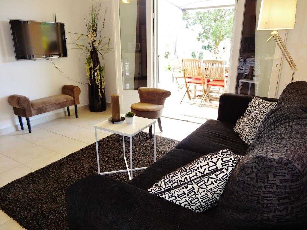 Deluxe Two-Bedroom Villa with Sea View