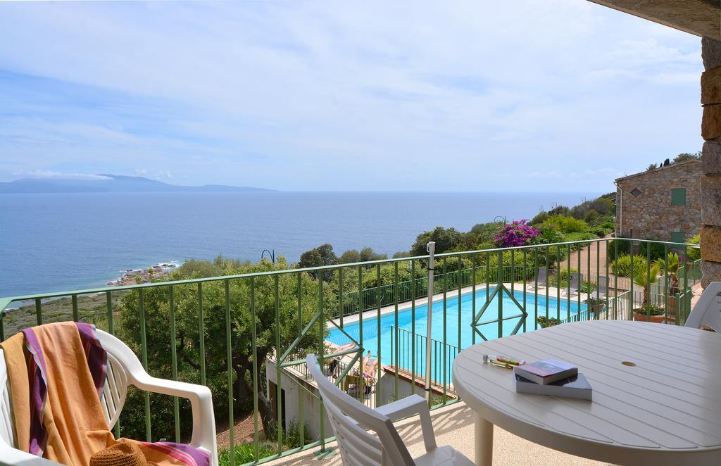 One-Bedroom Apartment with Sea View,397443465:JPEG