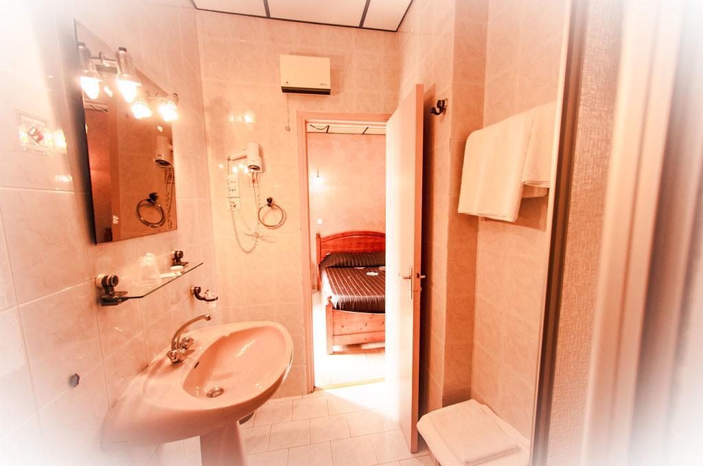 Standard Double Room,1765412735:JPEG