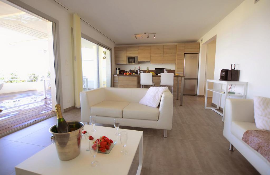 Two-Bedroom Apartment with Sea View - Ground Floor,701895253:JPEG