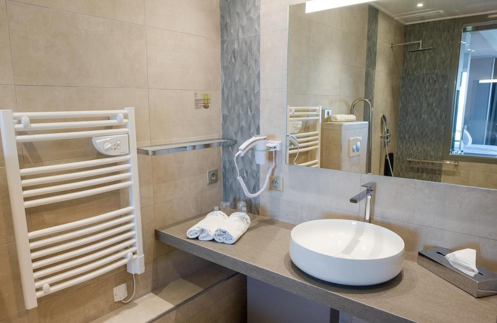 Double Room with - Sea View