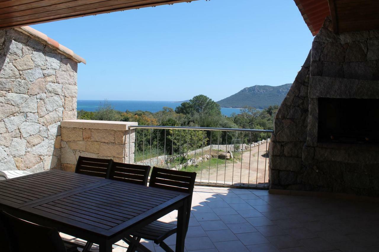Three-Bedroom Apartment with Sea View (6 Adults)