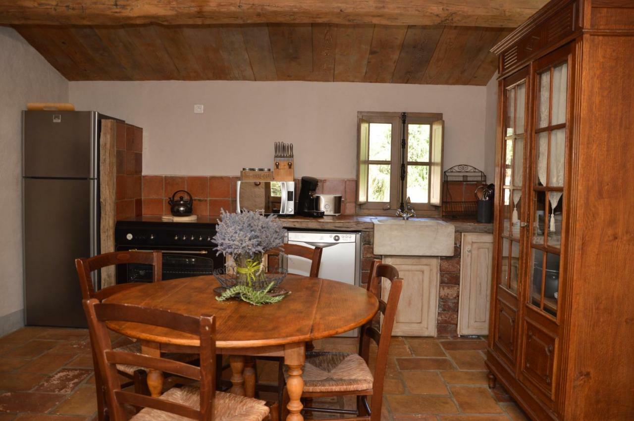 One-Bedroom House,850907723:JPEG