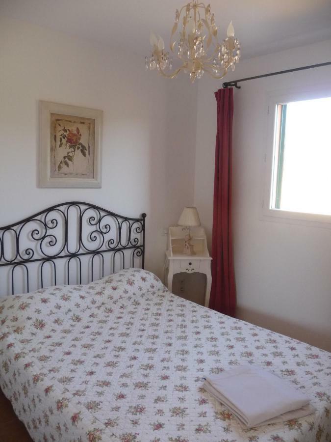 One-Bedroom Apartment,1128724902:JPEG