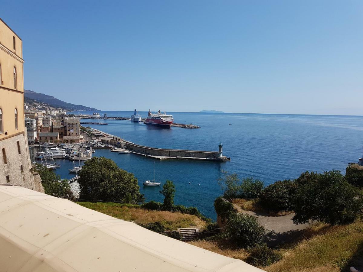 One-Bedroom Apartment,873249128:JPEG