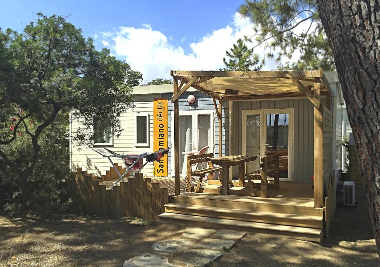 Three-Bedroom Bungalow,976338724:JPEG