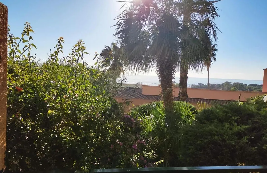 Superbe T1 Neuf Avec Vue Mer Sur Marinella-1