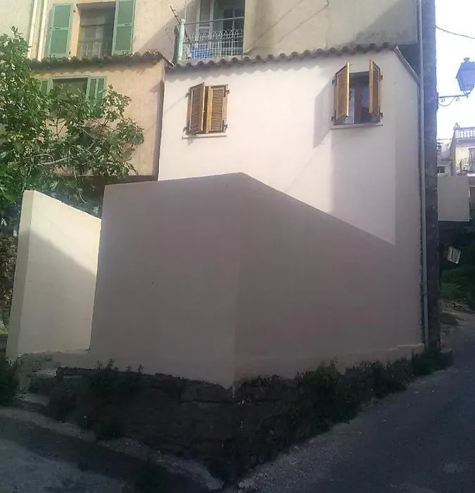 Charmant petit studio proche départ GR20-1
