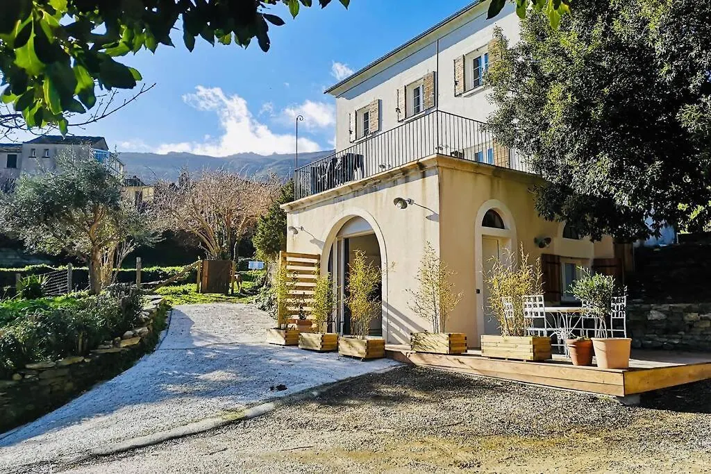 Gîte indépendant dans villa entre mer et maquis-1