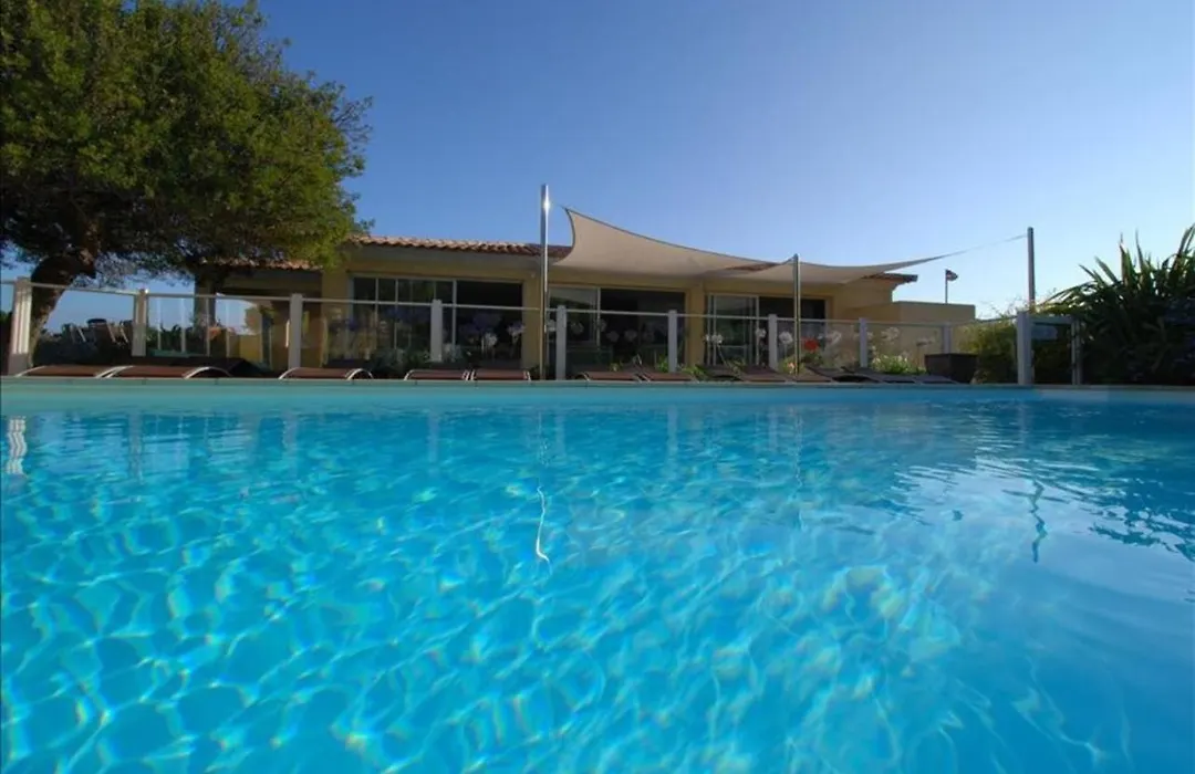 Minivilla Lilas Independante A Calvi Avec Jardin Et Piscine Jardin Et Bbq-1