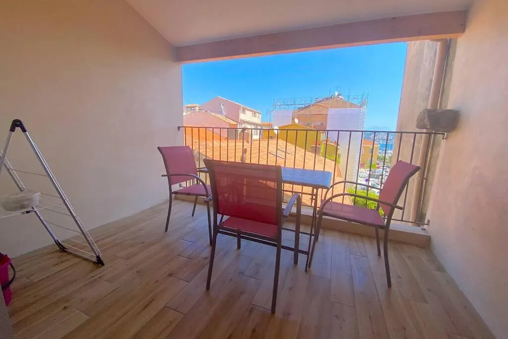 Splendide T2 Vieille Ville D'Ajaccio-1