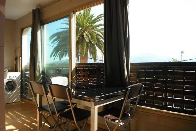 Calvi, Appartement 4 Personnes, Centre Ville, 200M De La Plage, Vue Mer-1