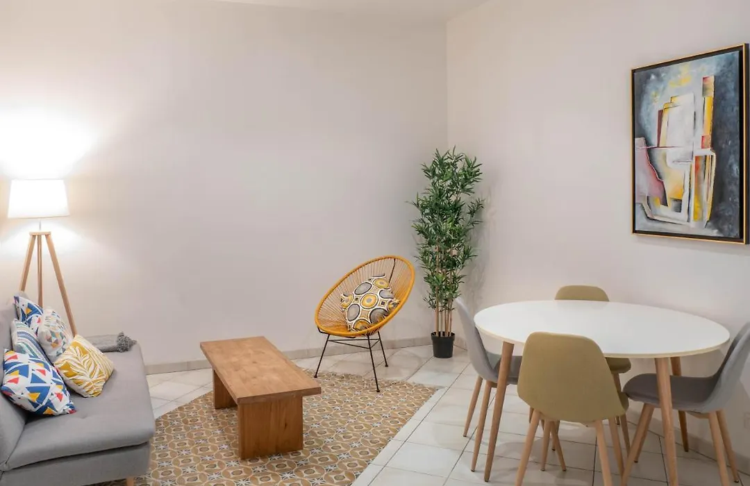 Chambre Cozy Et Confortable Au Coeur D'Ajaccio-1