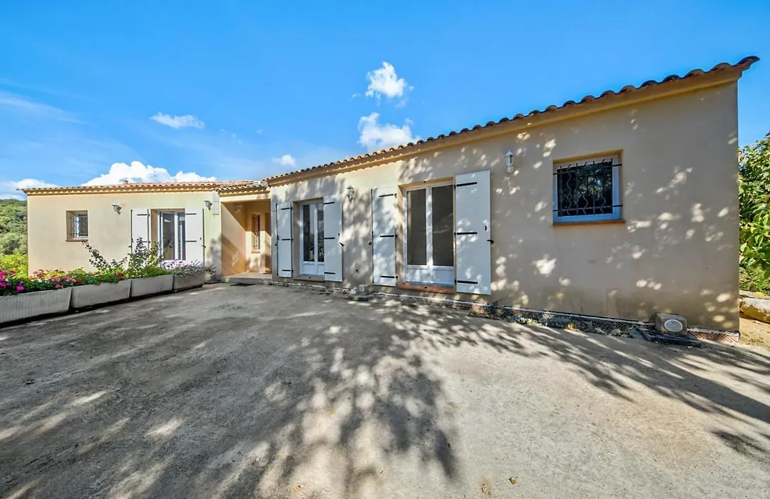 Appartement cosy à Sartène 49 m² avec vue montagne-1