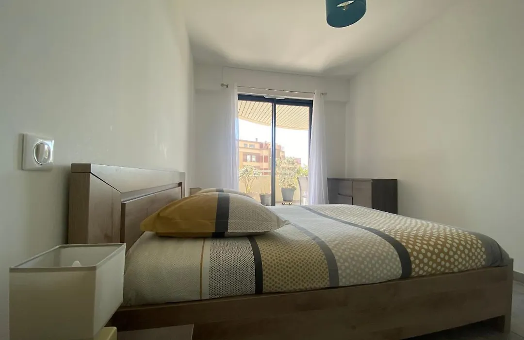 Appartement T2 De Standing Avec Parking A 250 Metres De La Plage, Route Des Sanguinaires, Ajaccio-1