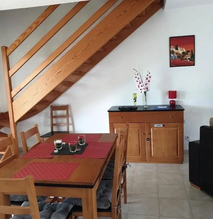 Mini Villa Mitoyenne Residence « A Nuciola »-1