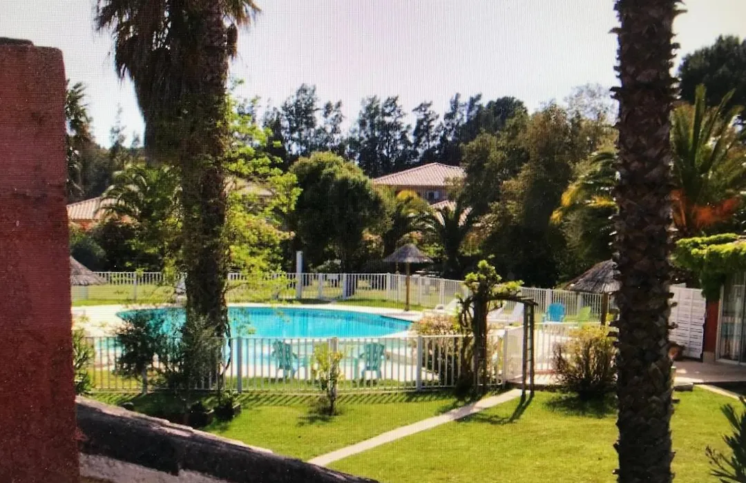 Location T2 Dans Residence Avec Piscine Porto-Vecchio-1