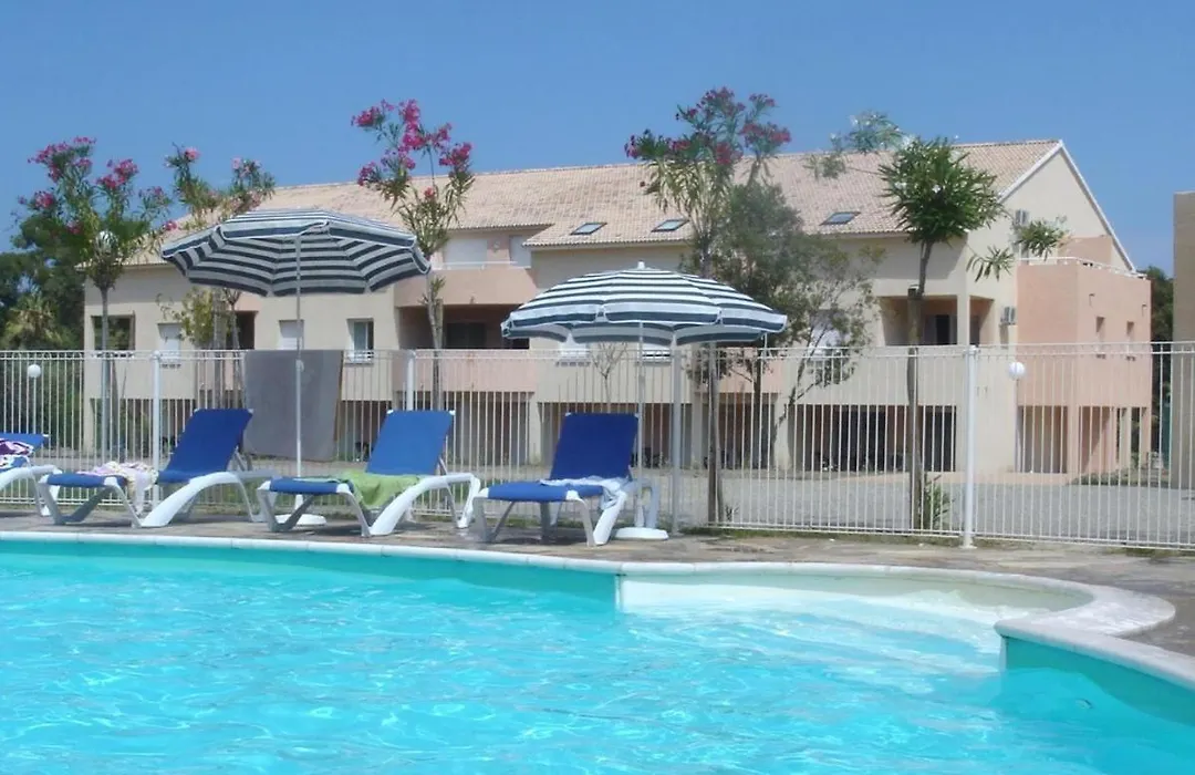 Appartement T2 dans résidence avec piscine-1