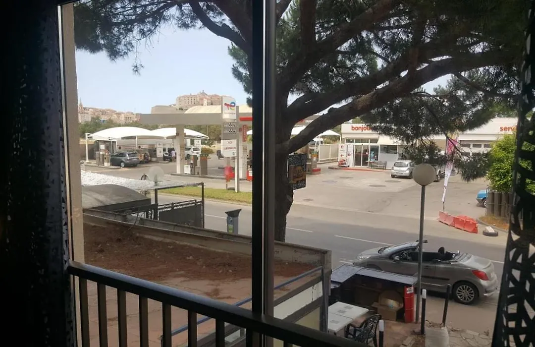 Studio A Calvi Proche De La Mer Et Des Commerces-1