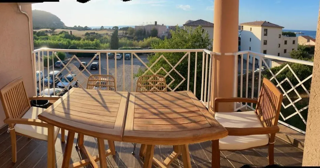 Appartement T4 très bien situé et climatisé-1