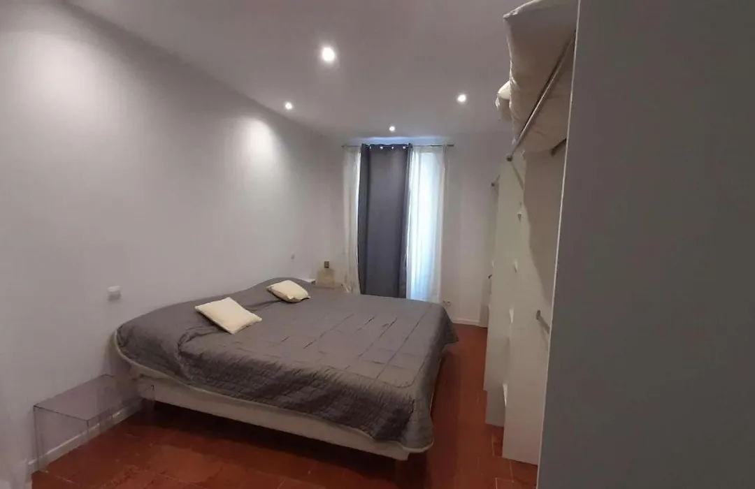 Appartement Centre Ville Rue Pietonne-1