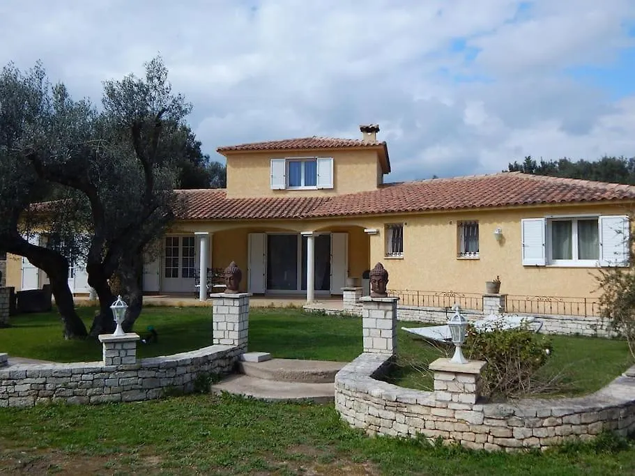 Villa « Cori Mei » Avec Piscine-1