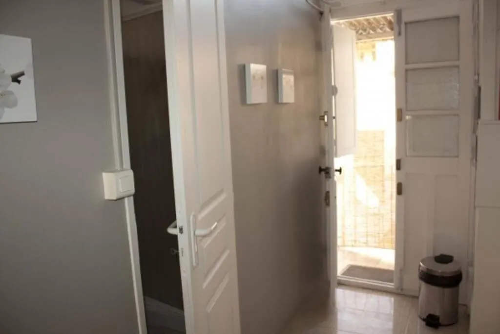F1 37M² Hyper Centre Face Au Marche-1