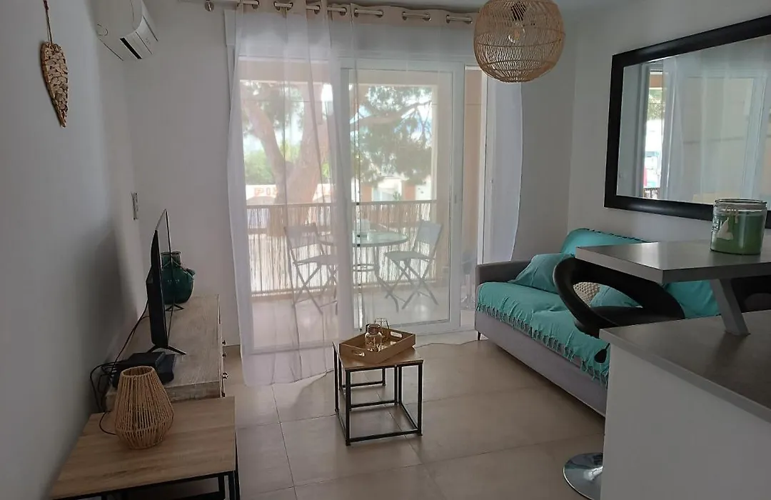 Studio Fraichement Renove A Deux Pas De La Plage De Calvi-1