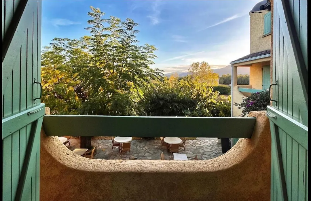 Auberge les Oliviers-1
