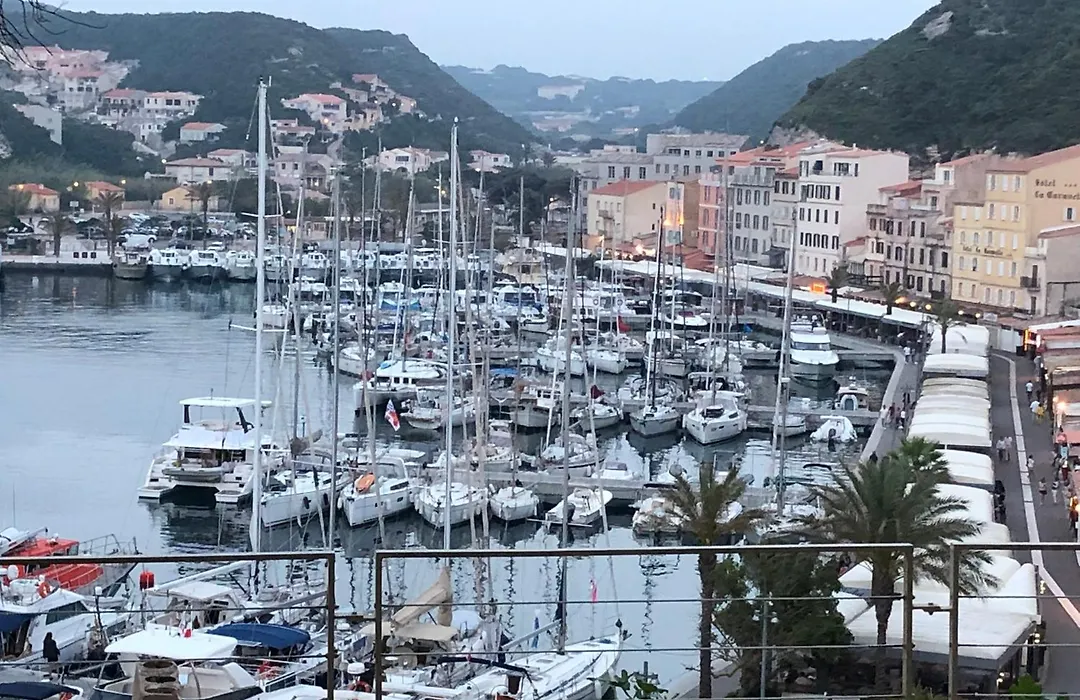 Apt De Charme Sur La Marina De Bonifacio-1