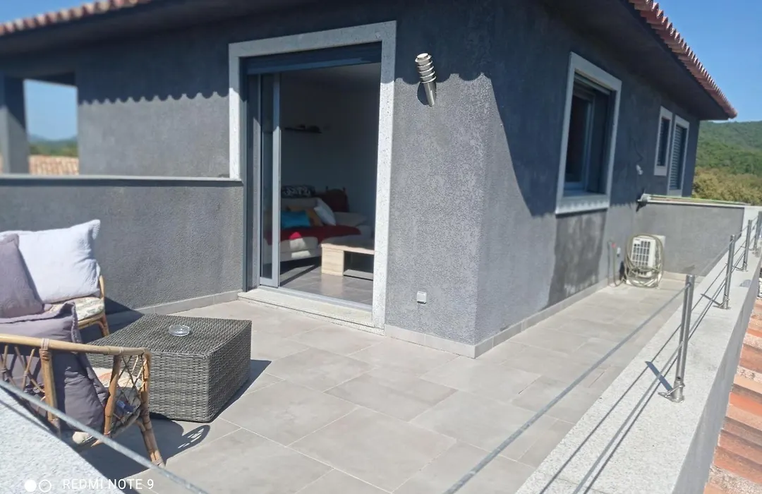 Chez J, appartement à l'étage, T3-1