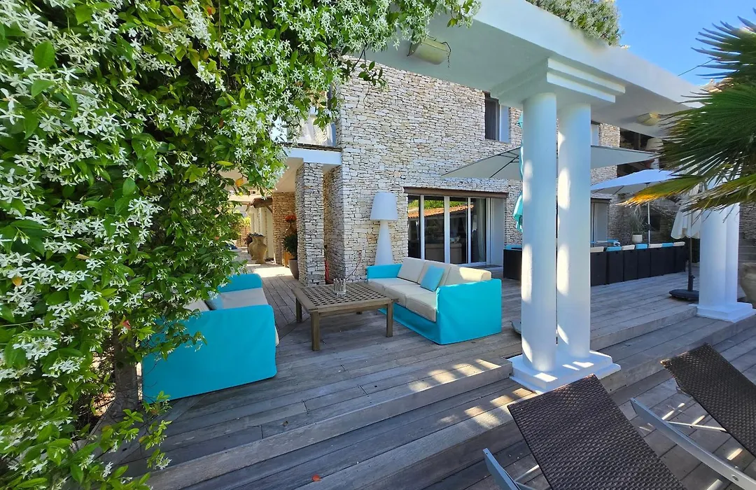 Villa Petra Bianca Suites&Chambres-1
