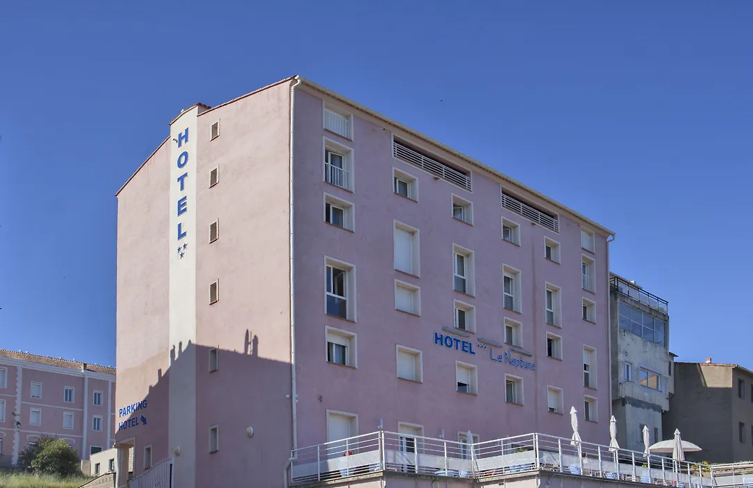 Le Neptune&Spa-1