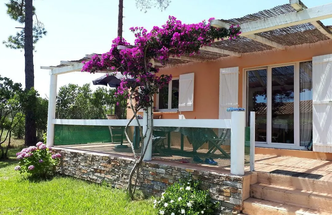 Mini Villa à 100m de la mer avec prise de recharge privative 3,6kw-1